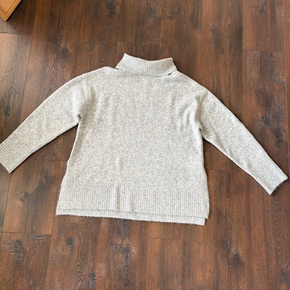Gibson & Latimer Womens L Wool Blend Ribbed Turtleneck Heather Gray Sweater  NWT